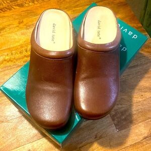 David Tate Brown leather clogs excellent condition original box worn twi…